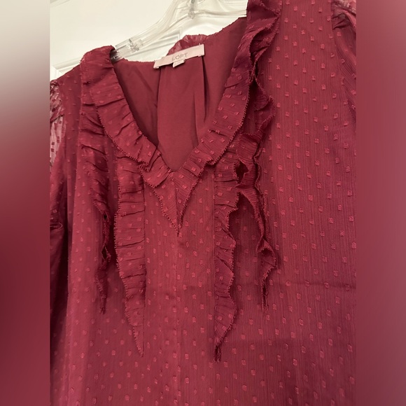 LOFT Clip Ruffle V-Neck Top - Picture 4 of 10